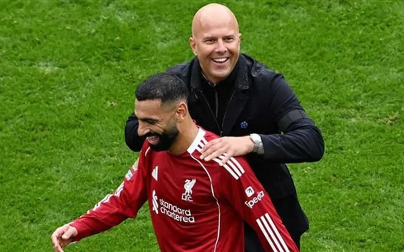 15 مهاجمًا لا يعوّضون صلاح.. سلوت يكشف موعد عودته لليفربول